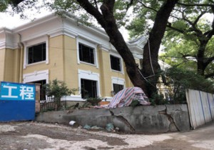 广州外墙涂料翻新大家都选飞天匠,我们要做一个快乐的粉刷匠